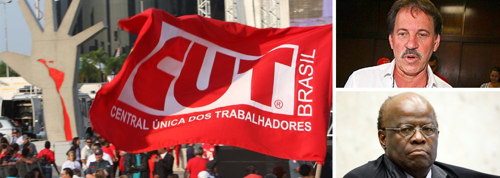 Central Única dos Trabalhadores divulgou nesta segunda (12) nota oficial na qual manifesta "estranheza com o conteúdo" da decisão do presidente do STF, Joaquim Barbosa, que revogou a autorização de trabalho externo para o ex-tesoureiro do PT, Delúbio Soares, como assessor da entidade sindical, por entender que ele está vinculado "à agremiação política de que sempre foi militante"; a CUT disse rejeitar "qualquer insinuação de estar vinculada a qualquer partido político"