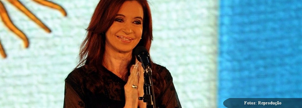 Presidenta da Argentina vai ficar um mês de repouso por motivos de saúde, em plena campanha para as eleições legislativas de 27 de outubro. Segundo o comunicado oficial, os médicos determinaram o afastamento de Cristina por causa de um traumatismo craniano, que ela sofreu no ultimo dia 12 de agosto