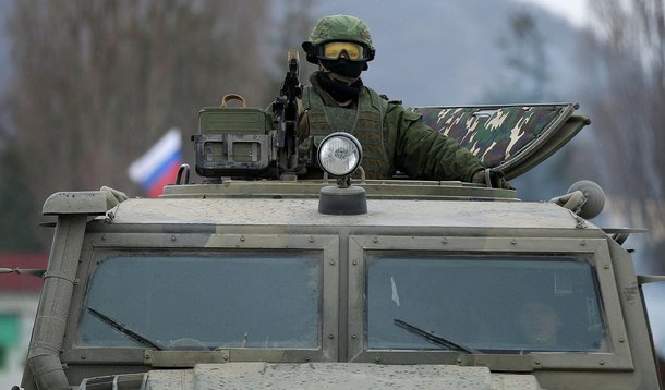 Topol RS-12M tem alcance de cerca de 10 mil quilômetros e massa de decolagem de 45,1 toneladas. Pode ser equipado com uma ogiva nuclear de 550 quilotons; a última vez que a Rússia testou um míssil desse tipo foi em 28 de dezembro passado; país de Vladimir Putin ameaça a Ucrânia de intervenção militar após a destituição do presidente 