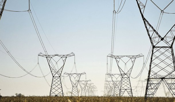 Decreto que cria a Conta no Ambiente de Contratação Regulada (Conta-ACR) para cobrir, total ou parcialmente, as despesas de concessionárias de distribuição de energia elétrica devido à exposição no mercado de curto prazo e ao despacho de usinas termelétricas; a Agência Nacional de Energia Elétrica (Aneel) homologará, mensalmente, os valores a serem pagos