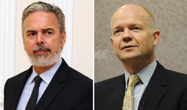 Foi o que informou em nota a embaixada britânica, ao falar de uma conversa ocorrida por telefone entre os ministros das Relações Exteriores do Brasil e do Reino Unido, Antonio Patriota e William Hague, a respeito da detenção e interrogatório a David Miranda num aeroporto de Londres por nove horas; a instituição ressaltou também a "forte relação bilateral" entre o Brasil e o Reino Unido
