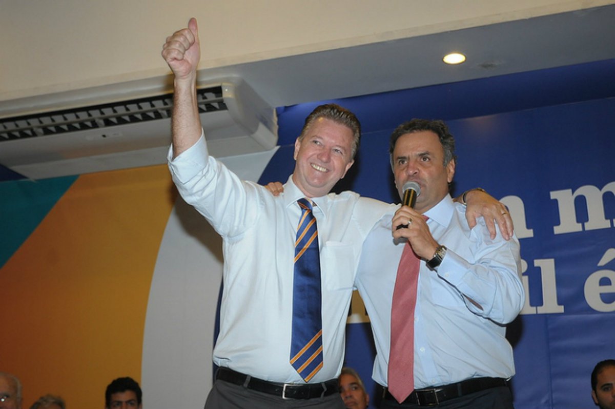 Ainda sem vice, deputado federal confirma sua candidatura "em compromisso com Aécio Neves" e diz que quer mudar a história do Distrito Federal e que não se restringirá à saúde, educação, transporte e segurança