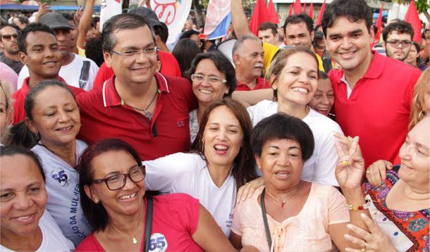 Lideranças evangélicas de diversas denominações estiveram com o candidato da Coligação Todos pelo Maranhão, Flávio Dino, para confirmar empenho no projeto de transformação social do Estado; abraçando a candidatura do comunista, eles lançaram também a campanha "Sou Cristão, Voto Flávio Dino"