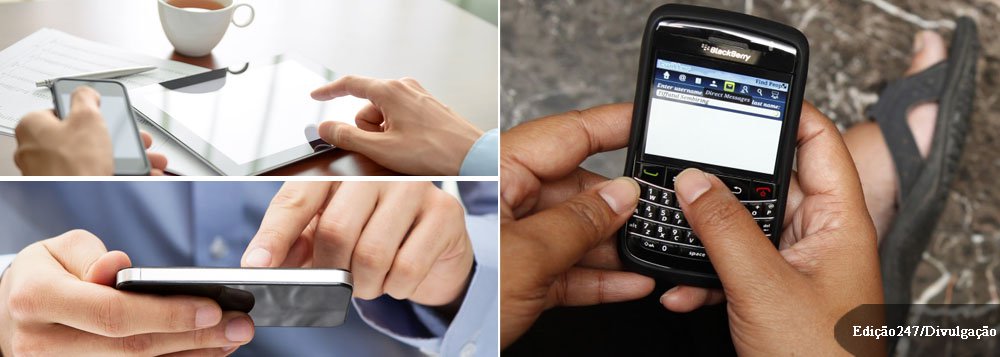 O número de brasileiros que acessam a internet subiu 6,8% em 2012, em relação a 2011; segundo a Pnad, 83 milhões de pessoas, com 10 anos ou mais, declararam ter acessado a rede mundial de computadores, o que corresponde a 49,2% da população na faixa idade; no ano anterior, foram 77,7 milhões