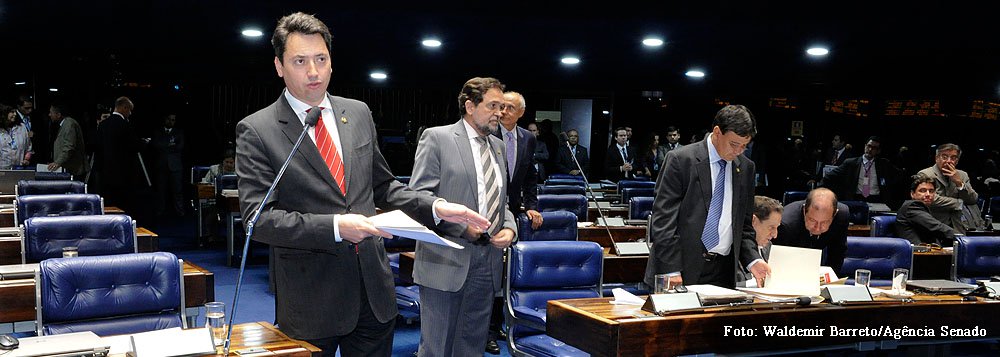 Relator da PEC do Voto Aberto, senador do PMDB-PR quer que, além das votações para a cassação de mandatos parlamentares, deixem de ser secretas as votações nas comissões e no Plenário do Senado para a indicação de chefes de missão diplomática, magistrados, ministros do Tribunal de Contas da União (TCU), presidente e diretores do Banco Central e procurador-geral da República