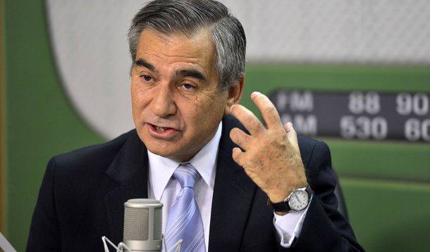 "Vocês não tenham dúvida de uma coisa, eu tenho convicção, quando a campanha eleitoral começar e nós pudermos mostrar o nosso projeto... nós vamos reverter esse processo", afirma o ministro Gilberto Carvalho, da Secretaria Geral da Presidência; ele diz ainda que confia na "sabedoria" do povo brasileiro, que saberá comparar o passado dos governos tucanos com os anos de governos petistas