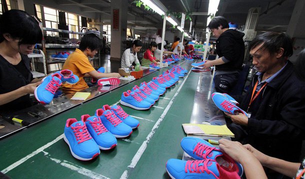 O crescimento do setor de serviços da China atingiu mínima de quatro meses em dezembro uma vez que as expectativas de negócios caíram, mostrou pesquisa do governo, ampliando as evidências de que a segunda maior economia do mundo perdeu força no final de 2013