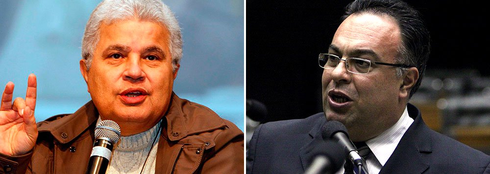 Informação teria sido confirmada ao blog do colunista por cinco deputados federais do PT; “A eventual renúncia de Vargas serve também aos interesses do PT do Paraná, com a ex-ministra da Casa Civil, Gleisi Hoffmann, e do PT de São Paulo, com o ex-ministro da Saúde, Alexandre Padilha”; vice-presidente da Câmara, que pediu licença do cargo, é investigado sobre suas relações com o doleiro Alberto Youssef