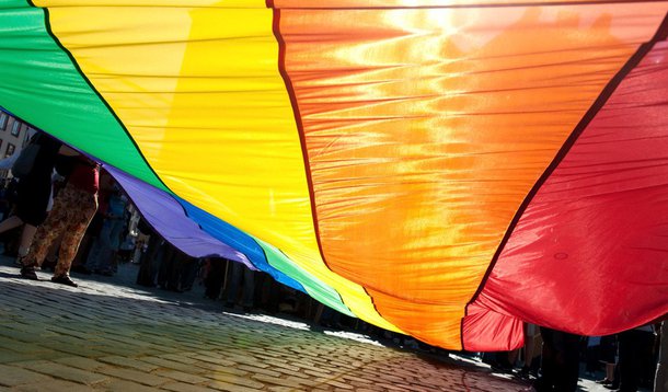 Quatro mulheres homossexuais foram duramente agredidas quando saíam do Balaio Café, na 201 Norte, em Brasília (DF); uma delas está internada; "Lepra da sociedade", "puta neguinha", "sapatona" e "vocês têm que morrer" foram as palavras ouvidas pelas jovens