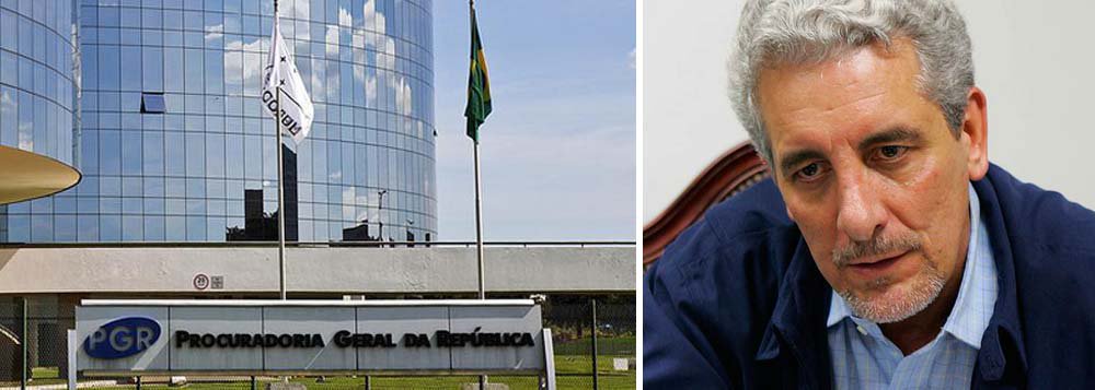 Procuradoria-Geral da República defende em petição enviada ao STF a extradição do ex-diretor de Marketing do Banco do Brasil Henrique Pizzolato, condenado a 12 anos e sete meses de prisão na Ação Penal 470, o processo do 'mensalão'; considerado foragido pela PF, Pizzolato está na Itália e teve o nome incluído na lista de procurados da Interpol