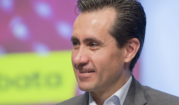 Pela primeira vez em dez anos, o percentual de integrantes da classe média na América Latina chegou a 32% da população que vive na região, cerca de 580 milhões; antes desse período, o total da população com ganhos acima de 50 dólares por dia na região era de menos de 20%; informações foram apresentadas nesta sexta (6) pelo vice-presidente do Banco Mundial para América Latina e o Caribe, Jorge Familiar (na foto); ele também defendeu investimentos em educação de alta qualidade, em especial na capacitação dos trabalhadores para garantir os empregos e postos de trabalho existentes