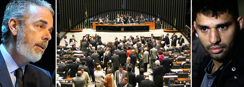 Autoridades se reúnem com Agências de comunicação e empresas de internet para tratar de caso de espionagem dos Estados Unidos. Na quinta-feira, Câmara vai ouvir o ministro das Relações Exteriores, Antonio Patriota, sobre episódio recente da detenção de David Miranda, companheiro do jornalista do diário inglês The Guardian, Glenn Greenwald, em aeroporto de Londres