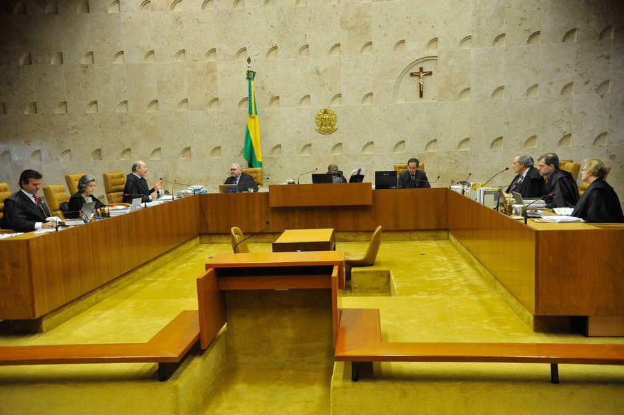 Com a divulgação da íntegra do acórdão, a partir de amanhã as defesas dos 22 réus que tiveram as condenações mantidas por terem os primeiros embargos de declaração negados, e de 12 réus que tiveram garantido o direito a novo julgamento por meio dos embargos infringentes poderão entrar com dois novos recursos