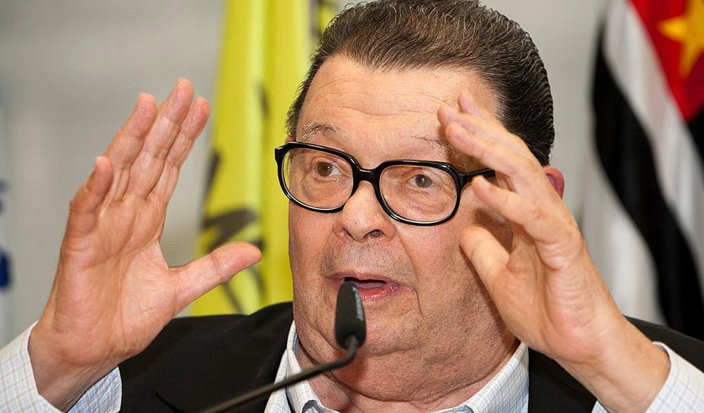 Ex-ministro da Fazenda diz que situação não é confortável, como a de qualquer país, mas que estamos muito longe de perder o controle sobre a economia; “não há indício de que estamos diante de um desequilíbrio crescente”, afirma