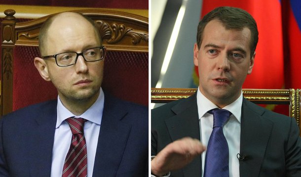 País avisou a Rússia de que qualquer intervenção militar na região da Crimeia poderá levar a uma guerra; "A intervenção militar seria o começo da guerra e o fim de qualquer relação entre a Ucrânia e a Rússia", disse o primeiro-ministro, Arseny Yatseniuk, por telefone ao premiê russo, Dmitry Medvedev