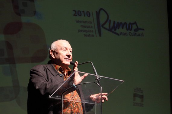 Ator destaca coragem e altivez do ex-ministro da Casa Civil e afirma que as injustiças cometidas pelo Supremo Tribunal Federal já começaram a ser reparadas; assista