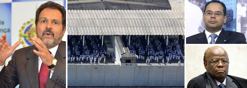 Governador do Distrito Federal diz em nota ainda não ter recebido qualquer detalhe sobre a denúncia feita pelo juiz Bruno Ribeiro, que pediu afastamento da VEP na semana passada; há quase um mês, o magistrado denunciou publicamente que presos do 'mensalão' estariam sendo privilegiados por receberem, entre outras coisas, alimentação diferenciada e visitas fora dos dias e horários permitidos; Agnelo assegurou também que José Dirceu, João Paulo Cunha ou Valdemar Costa Neto, nem qualquer outro dos 12 mil detentos do DF, recebem qualquer tipo de privilégio