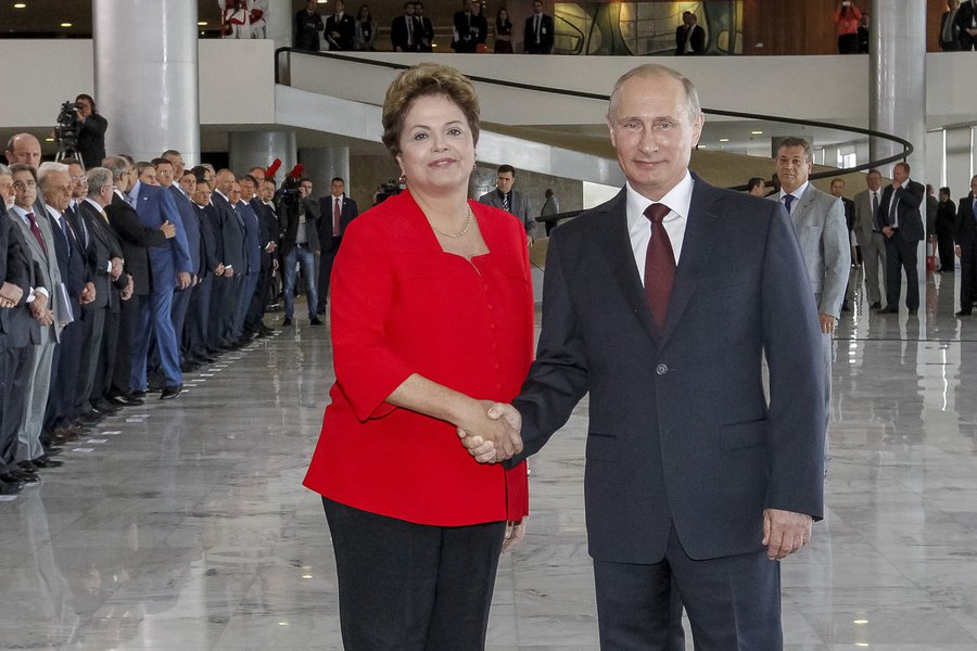 A Human Hights Watch quer que a presidente Dilma Rousseff manifeste-se publicamente durante a 6º Cúpula do Brics, em Fortaleza, contra o que a entidade considera violações de direitos humanos da Rússia, presidida por Vladimir Putin, que também participa da reunião no Brasil