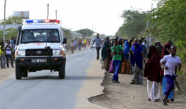 O Centro Nacional de Gestão de Catástrofes, do governo do Quênia, atualizou para 147 o número de mortos no atentado de hoje (2) na Universidade de Garissa, no Leste do Quênia; segundo o centro, a maioria das vítimas é estudante; grupo extremista islâmico somali Shebab reivindicou a autoria do ataque
 