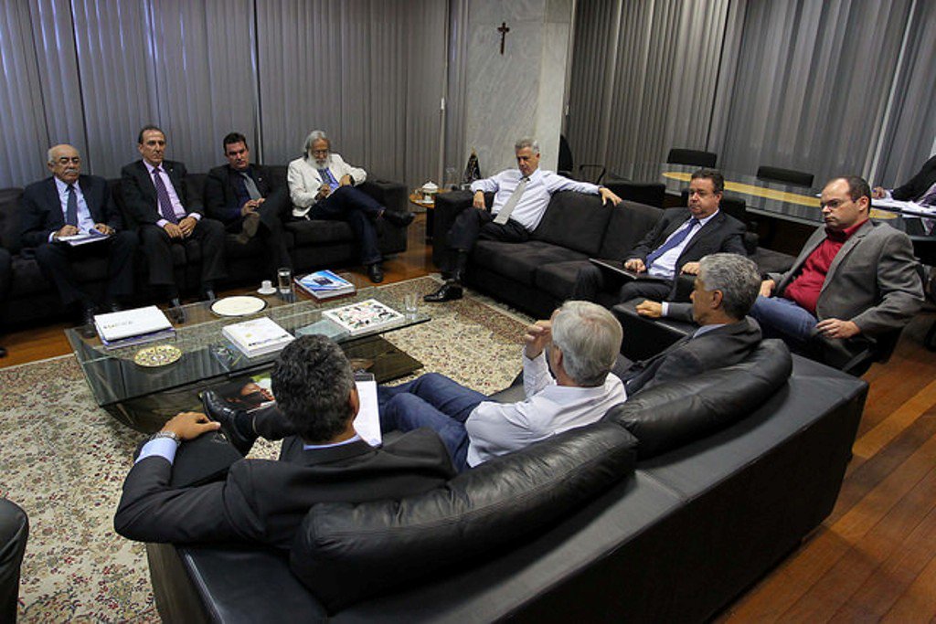 A implementação do parque tecnológico foi tema de reunião no Palácio do Buriti entre o governador do DF, Rodrigo Rollemberg, o presidente da Empresa Brasileira de Pesquisa Agropecuária (Embrapa), Maurício Antônio Lopes, e secretários de Estado. Rollemberg convidou a Embrapa para ser a empresa âncora na criação do complexo tecnológico; um grupo de trabalho será criado para definir o modelo do parque e como ele será gerido; governo do Distrito Federal (GDF) busca intensificar as conversas com o setor produtivo e com entidades científicas e tecnológicas