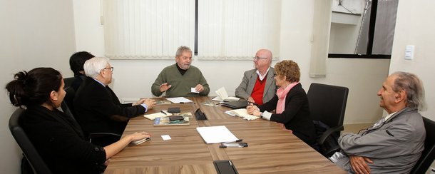 Ex-presidente recebeu nesta quinta-feira a medalha "Knowledge Advancing Social Justice" (Conhecimento para o Avanço da Justiça Social), da Universidade Brandeis, dos Estados Unidos, como reconhecimento pelo seu trabalho para a redução da pobreza e o desenvolvimento do Brasil