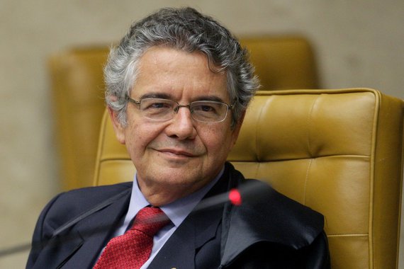 Presidente do Tribunal Superior Eleitoral se refere à ameaça do presidente da Câmara, deputado Henrique Alves, de anular decisão do Supremo Tribunal Federal por meio de um decreto legislativo, caso os ministros confirmem a tendência de proibir doações financeiras de empresas privadas para campanhas políticas; “O STF cumpre seu dever de guardião da Constituição”, disse
