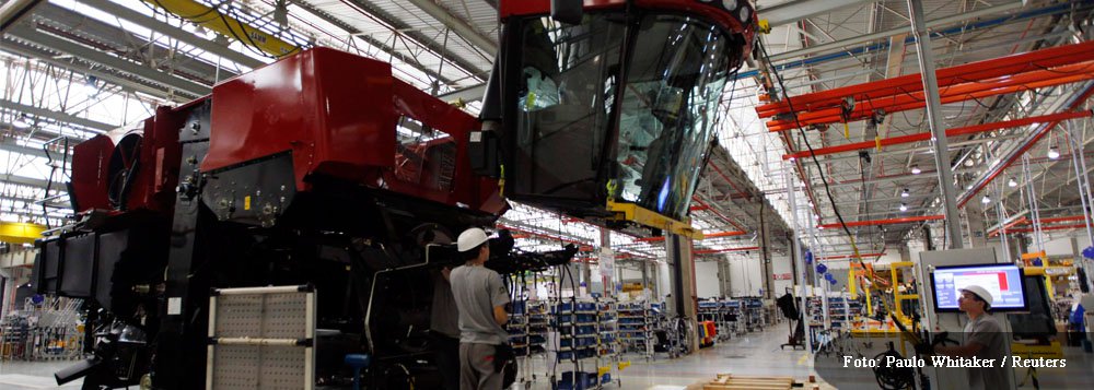 Projeção de investidores e analistas para o crescimento da economia em 2013 passou de 2,40% para 2,47%; segundo o boletim Focus do Banco Central, o mercado manteve as projeções do relatório anterior sobre a inflação, em 5,82%