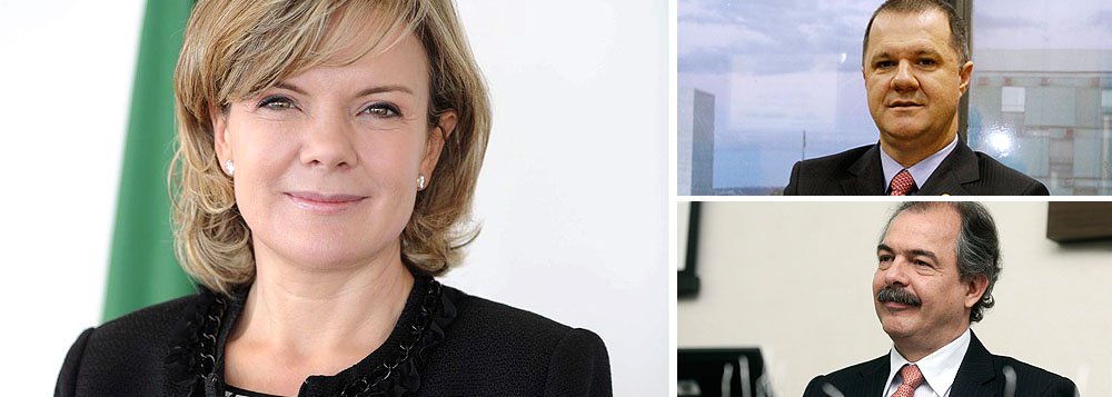 Prestes a deixar o governo federal para ser candidata no Paraná, a ministra Gleisi Hoffmann, teve longo encontro com Carlos Gabas, que é seu preferido para sucedê-la; o outro candidato é o ministro da Educação, Aloizio Mercadante?