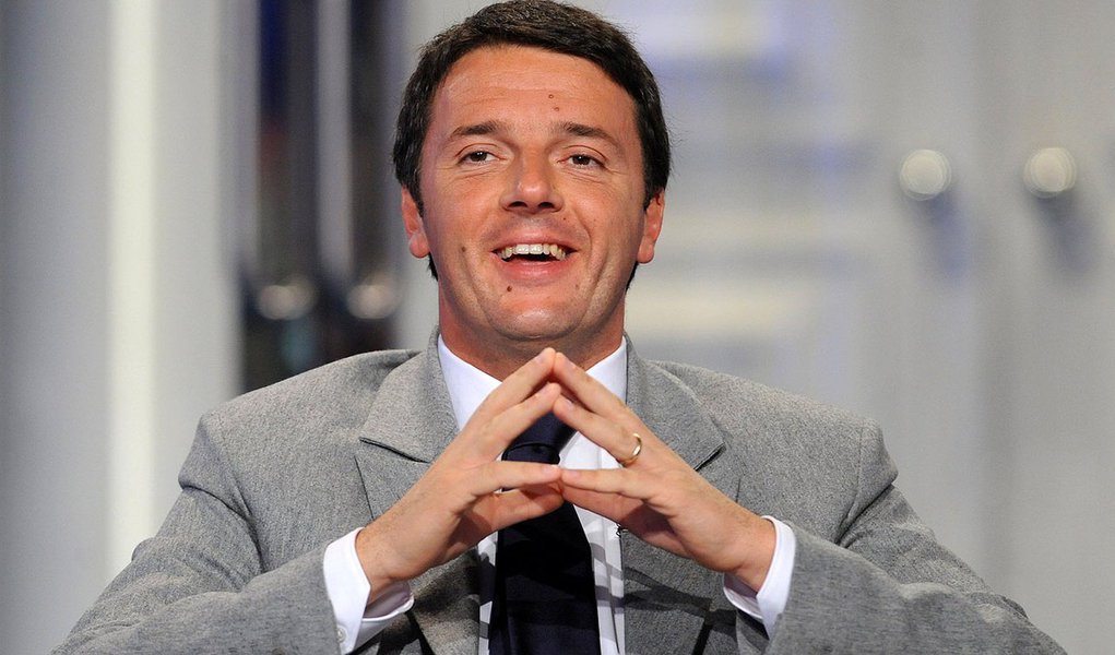 "Utilizarei toda a energia e envolvimento do qual sou capaz para realizar as reformas", disse o líder do Partido Democrata (PD), Matteo Renzi, que a partir desta segunda-feira é encarregado de formar um novo governo