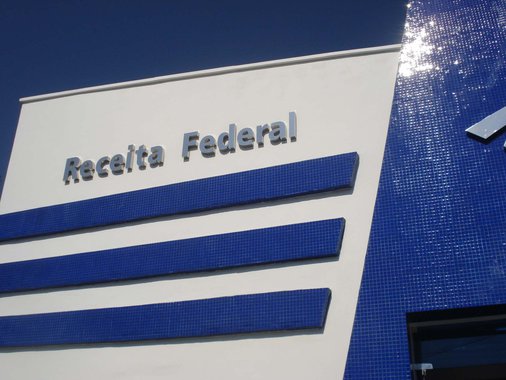 As desonerações federais e o menor número de dias úteis durante a Copa do Mundo fizeram a arrecadação federal registrar queda de 1,6% em relação ao resultado de julho do ano passado, segundo números divulgados pela Receita Federal