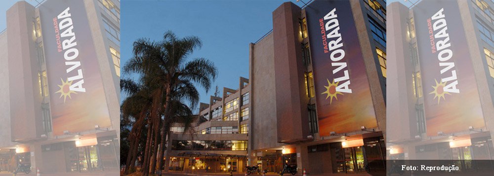 A decisão foi tomada por causa de uma representação feita pela 2ª Promotoria de Defesa dos Direitos do Consumidor do Ministério Público do Distrito Federal; faculdade foi descredenciada pelo MEC; a instituição tem 4.500 alunos e teve 395 reclamações recebidas pelo Procon