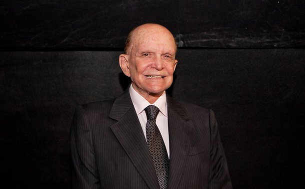 Ele tinha 84 anos e lutava contra um câncer no pâncreas desde o início de 2014; empresário, que ficou conhecido como o "rei da soja", chegou a ter mais de 40 empresas nos setores de construção civil, agrícola e exploração de minérios