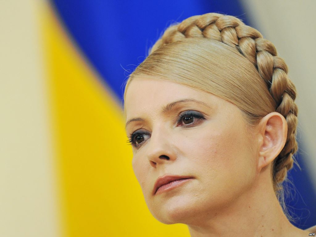 "Nossa pátria vai a partir de hoje ser capaz de ver o sol e o céu uma vez que a ditadura chegou ao fim", disse a líder da oposição da Ucrânia Yulia Tymoshenko, depois de ser libertada do hospital onde esteve detida a maior parte do tempo desde que foi presa em 2011