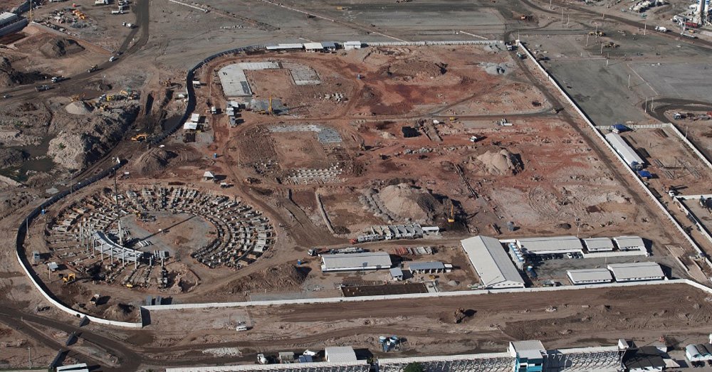 O Ministério Público do Estado do Rio (MP-RJ) vai recorrer da decisão judicial que negou embargo das obras do campo de golfe que será usado nos Jogos Olímpicos de 2016; de acordo com a assessoria de imprensa do órgão, promotores trabalham para apresentar recurso, mas ainda não informaram quando isso será feito; em agosto, o MP-RJ moveu ação civil pública para anular o licenciamento ambiental do projeto; mas o juiz titular da 7ª Vara de Fazenda,  Eduardo Antonio Klausner, entendeu que "nenhum fato novo justifica a ampliação da medida deferida e a paralisação da implantação do campo de golfe para as Olimpíadas"