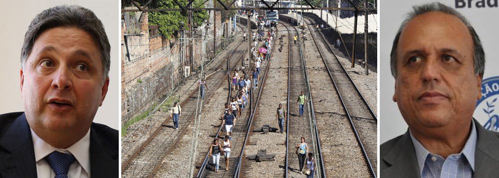 "Foi triste deixar 600 mil passageiros andando na linha do trem, sem ônibus imediatamente. Claro que a gente quer mais velocidade em tudo, mas a gente não pode achar que não houve avanços e melhoras", disse o vice-governador Luiz Fernando Pezão;  "ele está satisfeito porque ele não anda de trem", respondeu Garotinho, que afirmou ainda que Pezão "descarrilou"