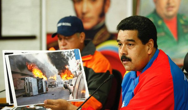 Escrito pela FTI Consulting, empresa baseada nos Estados Unidos, com duas organizações colombianas em junho de 2013, relatório pede o restabelecimento da democracia na América Latina colocando como alvos os líderes políticos “pseudo-progressistas” da Venezuela; propõe ações, incluindo “aumentar os problemas com a escassez de produtos da cesta básica” e “encorajar greves de fome longas, mobilizações de massa e atos violentos”