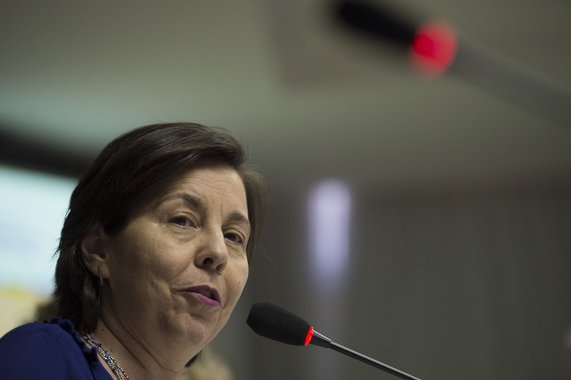 Ministra do Desenvolvimento Social e Combate à Fome, Tereza Campello, comemorou o relatório divulgado hoje pela ONU, que mostrou que o Brasil cumpriu a meta de reduzir à metade o número de pessoas subnutridas até 2015; "O país tem muito o que comemorar. É uma vitória, mas não achamos que nossa missão terminou. Pelo contrário. Isso torna nossa tarefa muito mais complexa, pois após a construção de políticas públicas bem-sucedidas, temos agora que partir para estratégias muito mais focalizadas, procurando identificar a população que continua em situação de insegurança alimentar. É um novo patamar", disse