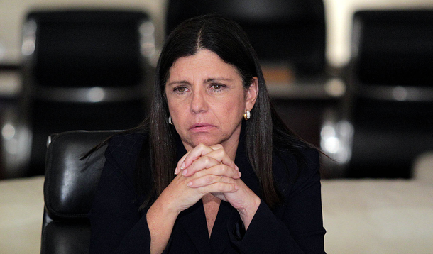 Ministério Público Federal (MPF/MA) propôs ação civil pública, com pedido de liminar, contra o governo Roseana Sarney (PMDB), que recentemente construiu um presídio no interior da área denominada quilombola, e o Incra que deixou de proceder às medidas administrativas necessárias à identificação, reconhecimento, delimitação e titulação da área; conforme denúncia formulada pelo Centro de Cultura Negra do Maranhão (CCN/MA), em fevereiro de 2009, a comunidade Piratininga, me Bacabal/MA, foi certificada pela Fundação Cultural Palmares em 2005, e desde o mesmo ano, o Incra já contava com o procedimento administrativo, com vistas à demarcação do território quilombola