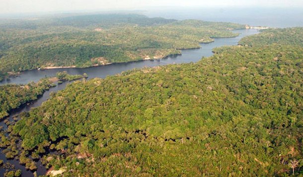 Protocolo de Paris vai substituir o Protocolo de Kyoto, que entrou em vigor em fevereiro de 2005; mas ao contrário do acordo anterior, que tinha metas específicas para um grupo de menos de 40 países desenvolvidos, o Protocolo de Paris será um acordo global que envolverá mais de 190 países que fazem parte da Convenção do Clima da Organização das Nações Unidas (ONU); 21ª Conferência das Partes da Convenção das Nações Unidas sobre Mudança do Clima (COP21), que ocorrerá entre 30 de novembro e 11 de dezembro próximo, em Paris