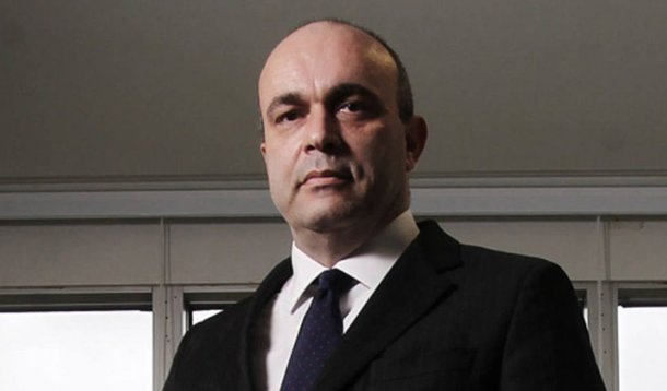 Presidente do Banco do Brasil destacou que as projeções da instituição apontam para um crescimento entre 7% e 11% das operações que envolvem pessoa jurídica; em relação ao setor de óleo e gás, Abreu destacou que o BB não comenta a situação específica de uma empresa, neste caso a Petrobras, e informou que o setor inteiro disporá de R$ 41 bilhões para empréstimo, o que representa 5% da carteira de crédito total