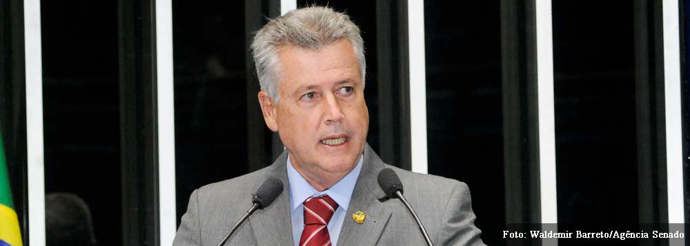 De acordo com o senador Rodrigo Rollemberg (PSB-DF), embora haja um consenso sobre a necessidade de melhorar a educação, sempre surgem reticências quando o assunto é o financiamento do setor; o parlamentar disse, também, que lançar um olhar de longo prazo como proposto no Plano Nacional da Educação só poderá ter um impacto estratégico