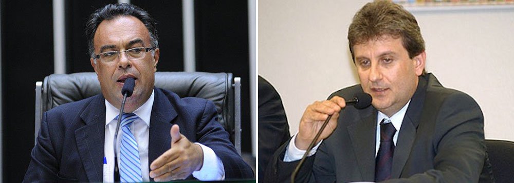 Vice-presidente da Câmara dos Deputados, André Vargas (PT-PR) reconheceu que conhece o Alberto Youssef há mais de 20 anos e que teria cometido imprudência: "Eu não sabia com quem eu estava me relacionando. Não tenho nenhuma relação com os crimes que ele eventualmente cometeu"; em outro grampo da PF, eles conversam sobre empresa investigada na Operação Lava a Jato; doleiro é suspeito de comandar esquema de lavagem de dinheiro que teria movimentado R$ 10 bilhões, agido em contratos com a Petrobras, além de pagar propina a agentes públicos em obras da refinaria Abreu e Lima, em Pernambuco