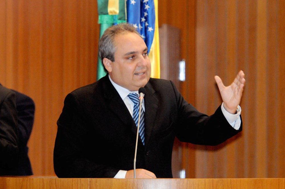 As informações enviadas à Equipe de Transição de Flávio Dino não corresponderam às expectativas; esta foi a avaliação do deputado Marcelo Tavares – coordenador da Equipe de Transição de Flávio Dino e próximo chefe da Casa Civil do Maranhão; somente nove de um total de 32 solicitações foram entregues a Marcelo Tavares pela equipe de Roseana Sarney