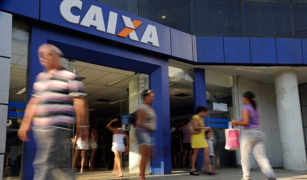 Resultado representa alta de 2,5% sobre igual etapa do ano passado, mas queda de 16,7% ante o trimestre imediatamente anterior
