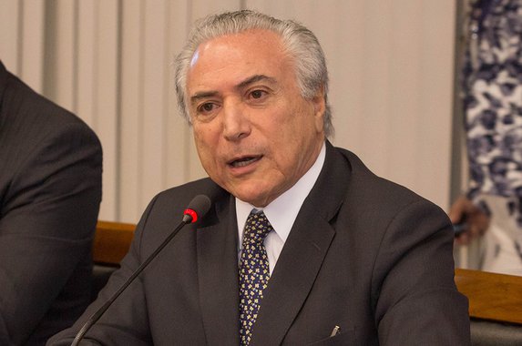 O vice-presidente da República, Michel Temer, fará palestras esta semana em Nova Iorque; assunto será o cenário político e econômico do Brasil. na segunda-feira (20), ele fala a empresários associados da Universidade de Cornell com o tema Brasil em perspectiva: políticas econômicas e reformas em curso”; viagem ocorre menos de um mês depois da presidenta da República, Dilma Rousseff, ter visitado os Estados Unidos, quando também se encontrou com empresários