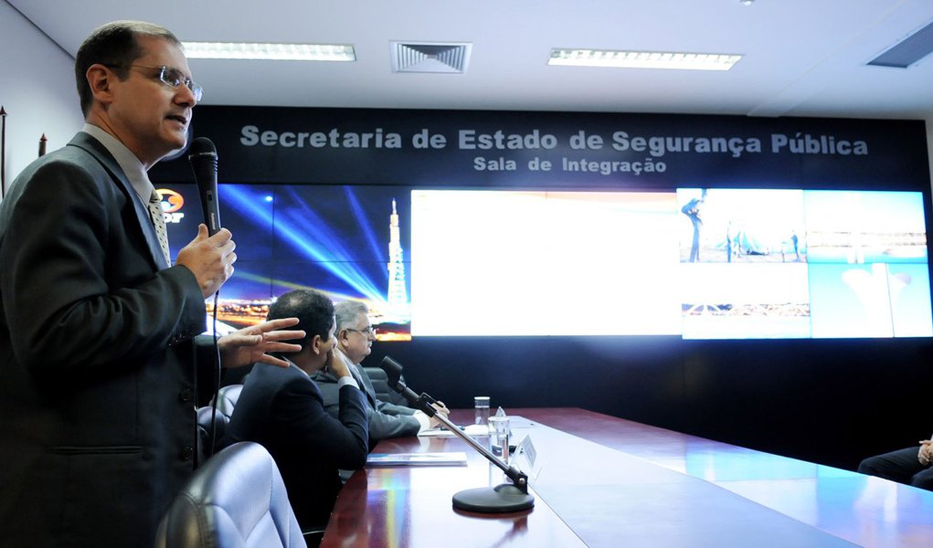 O objetivo do reforço policial é garantir a tranquilidade dos eventos de 7 de setembro; o efetivo total contabiliza 4 mil PMs, 320 bombeiros, 150 policiais civis e 110 agentes do Detran do DF; "Temos informações que haverá pessoas infiltradas para cometer atos de violência e vandalismo. Vamos coibir isso", disse o secretário de Segurança, Sandro Avelar
 