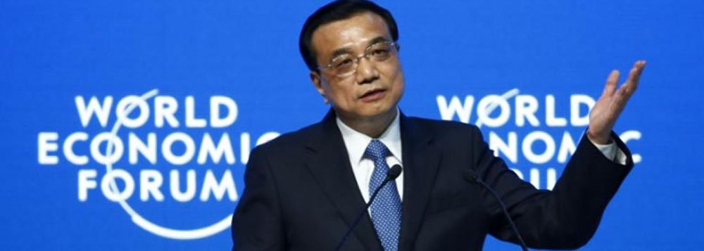 Li Keqiang disse também que a China perseguirá uma política fiscal ativa e uma política monetária prudente para apoiar sua economia, a qual ele afirmou estar confiante de que pode sustentar ritmo razoável de crescimento