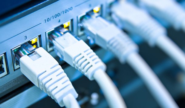 Prestadoras de internet terão de garantir, a partir de hoje (1º), em média, 80% da velocidade contratada mensalmente pelo usuário; meta faz parte do cronograma estabelecido há dois anos pela Agência Nacional de Telecomunicações (Anatel), para aumentar gradualmente os limites mínimos de velocidade de banda larga fixa e móvel oferecidos aos clientes