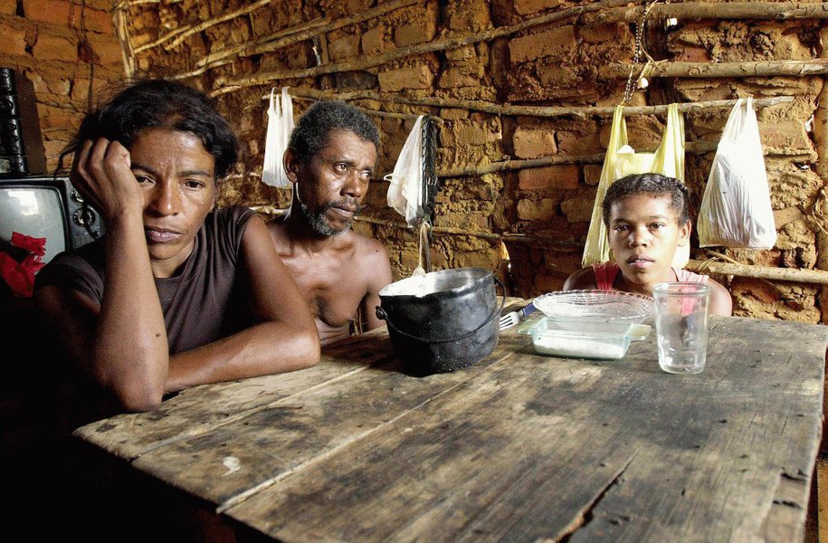 Crise, desemprego e desigualdade social: reflexos do golpe de Estado