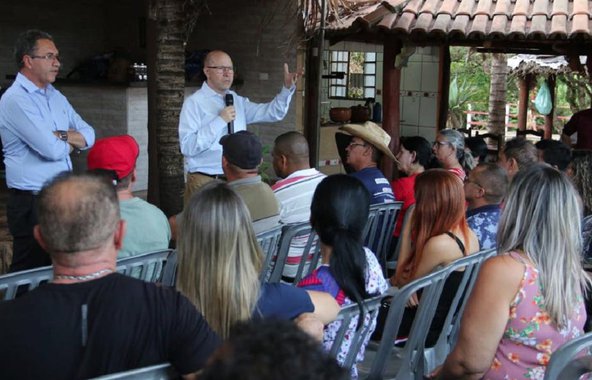 Demóstenes quer reduzir número de políticos no Poder Legislativo